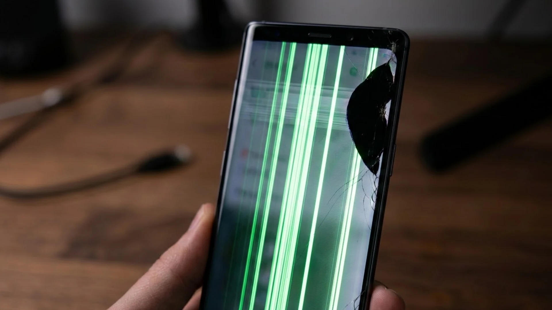 green lines on phone screen